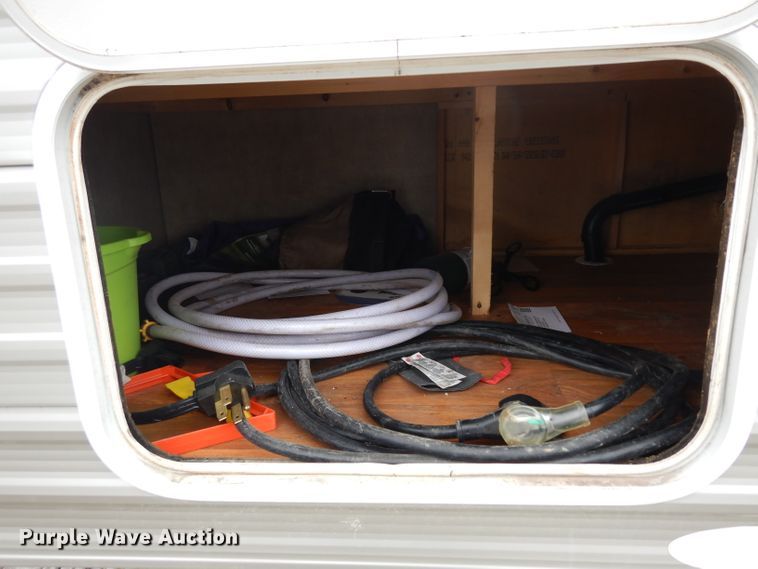 image for item GY9201 2013 Forest River Patriot  camper