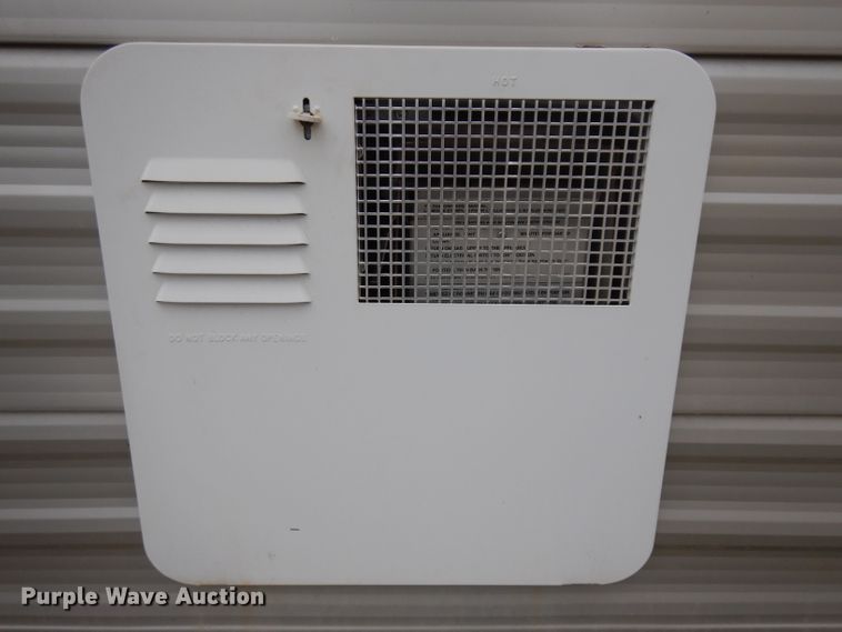 image for item GY9201 2013 Forest River Patriot  camper