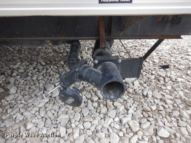 image for item GY9201 2013 Forest River Patriot  camper