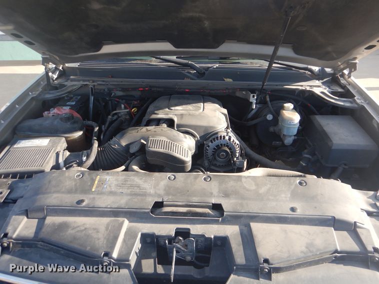 image for item GY9766 2008 Chevrolet Avalanche  Crew Cab pickup truck