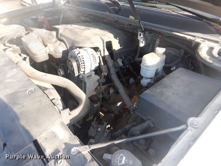 image for item GY9766 2008 Chevrolet Avalanche  Crew Cab pickup truck