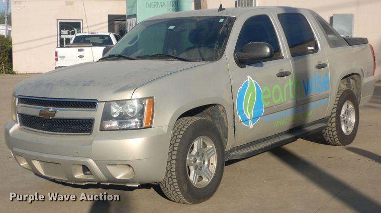 image for item GY9767 2007 Chevrolet Avalanche  Crew Cab pickup truck