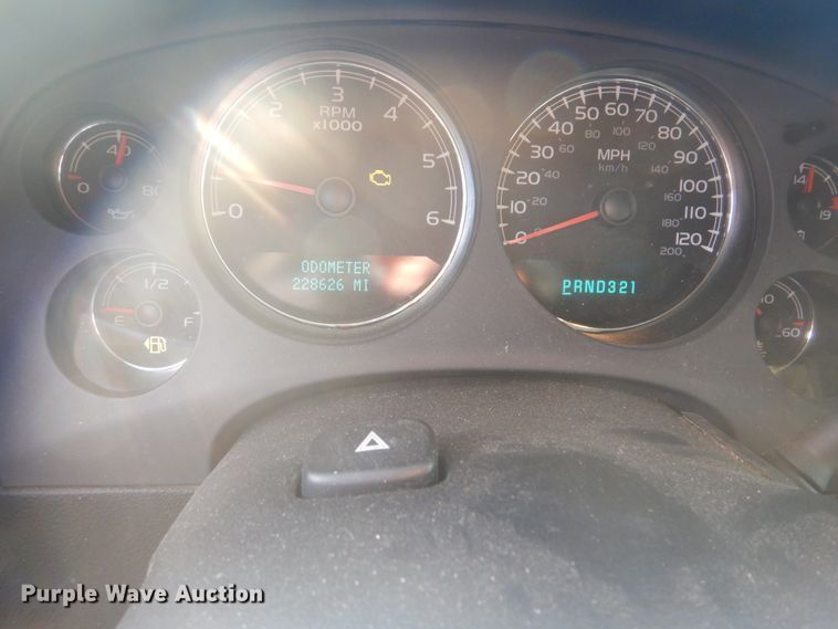 image for item GY9767 2007 Chevrolet Avalanche  Crew Cab pickup truck