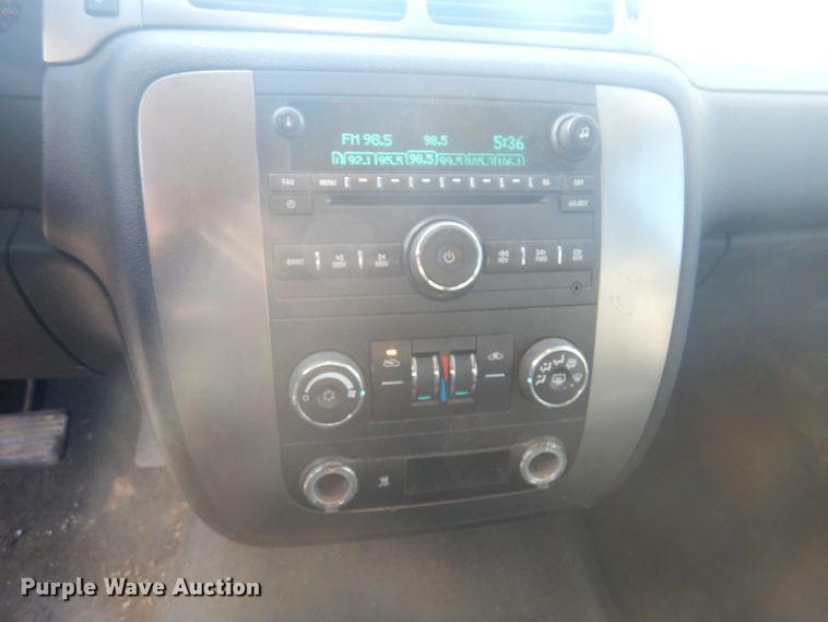 image for item GY9767 2007 Chevrolet Avalanche  Crew Cab pickup truck