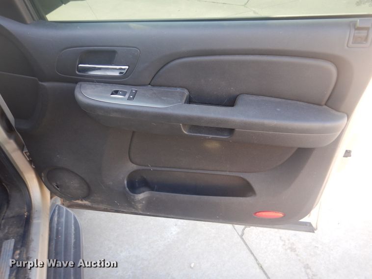 image for item GY9767 2007 Chevrolet Avalanche  Crew Cab pickup truck