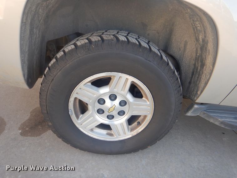 image for item GY9767 2007 Chevrolet Avalanche  Crew Cab pickup truck