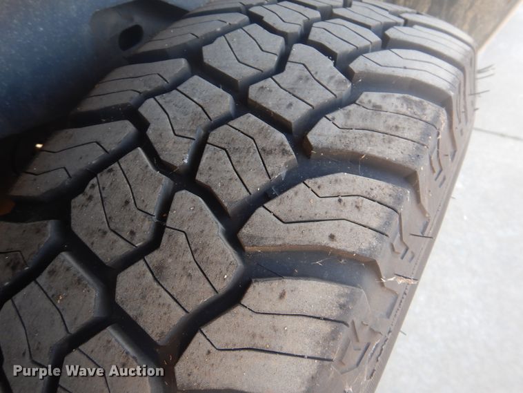 image for item GY9767 2007 Chevrolet Avalanche  Crew Cab pickup truck