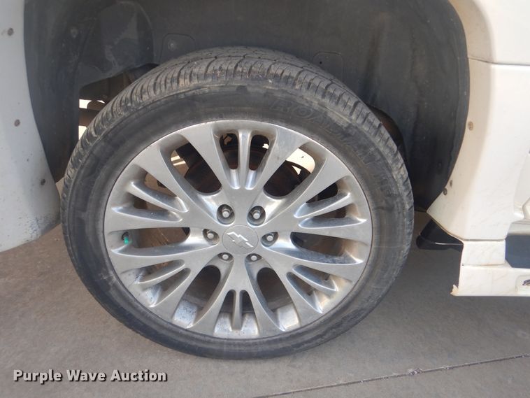 image for item GY9768 2007 Chevrolet Avalanche  Crew Cab pickup truck