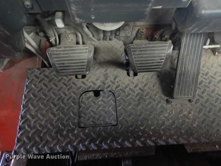 image for item GY9769 Nissan Optimum forklift