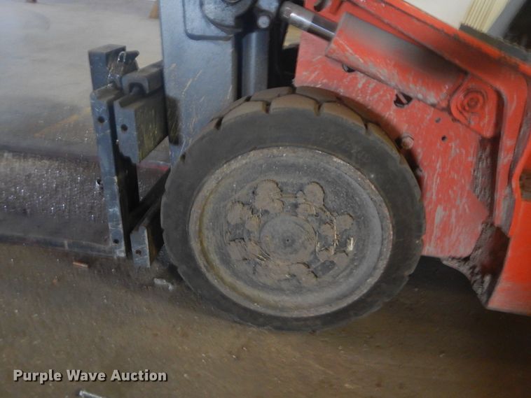 image for item GY9769 Nissan Optimum forklift