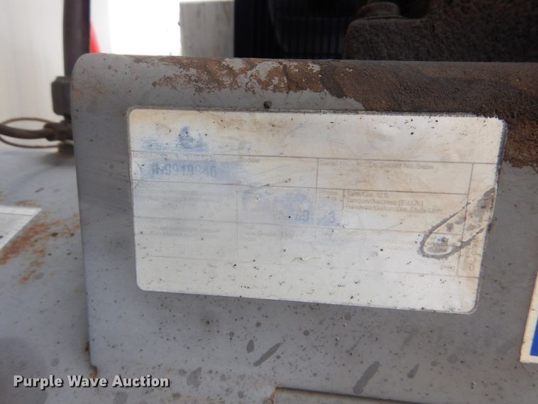 image for item GY9774 Industrial Air IH9919946 air compressor