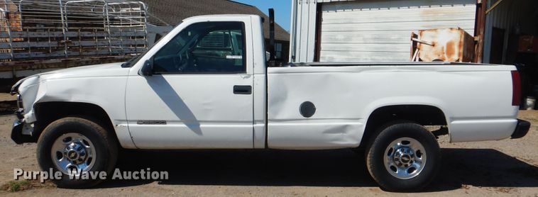 image for item GY9780 1999 Chevrolet C2500  pickup truck