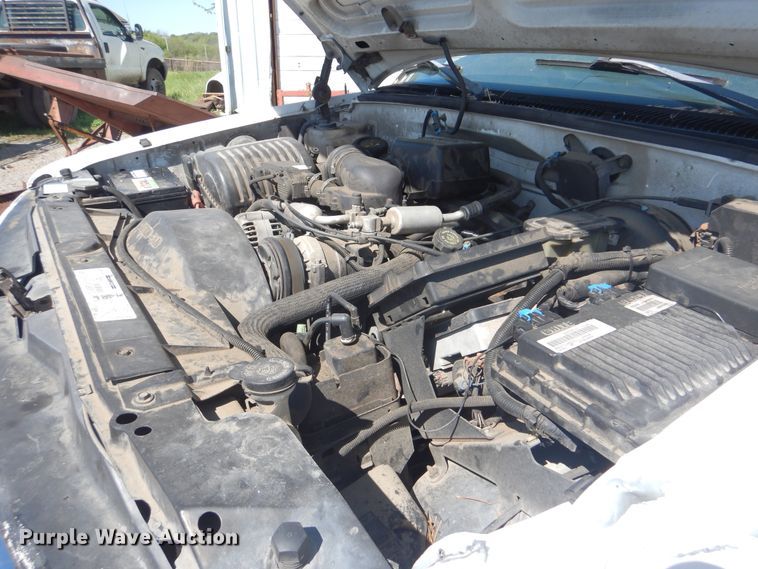 image for item GY9780 1999 Chevrolet C2500  pickup truck