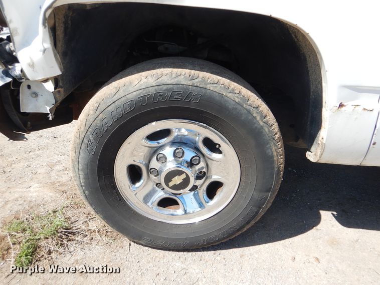 image for item GY9780 1999 Chevrolet C2500  pickup truck