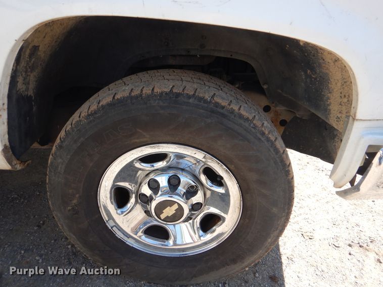 image for item GY9780 1999 Chevrolet C2500  pickup truck