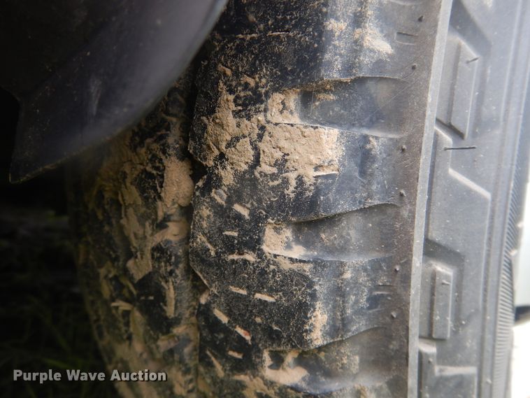 image for item GY9805 2010 Chevrolet Express shuttle bus