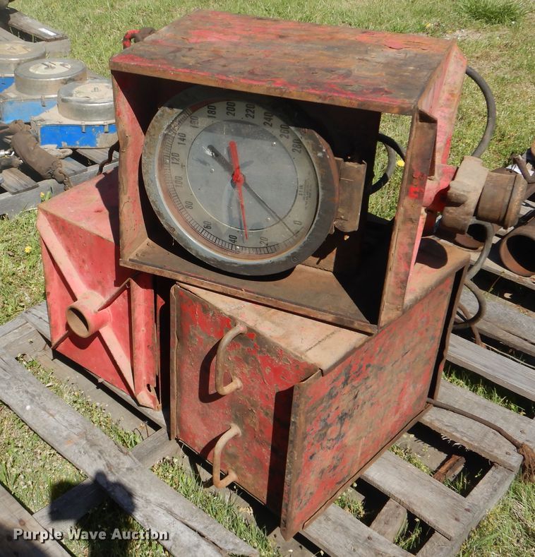 image for item GY9864 (3) Martin Decker oilfield pulling unit weight indicators