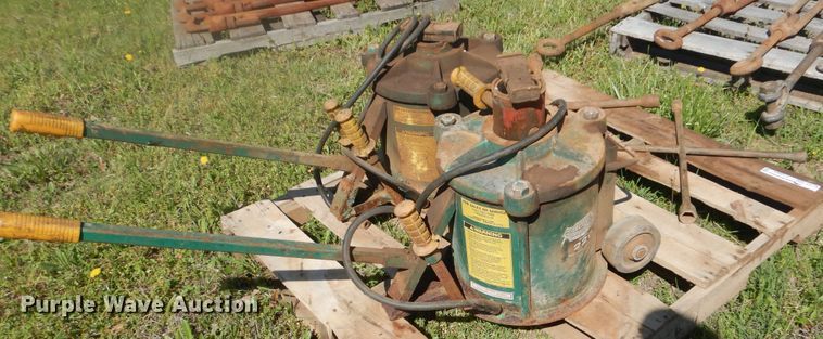 image for item GY9869 (2) Emerson 220 air lift jacks