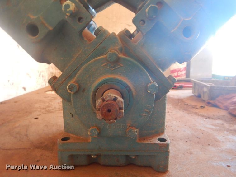 image for item GY9872 Bendix TU-Flo 1000 compressor