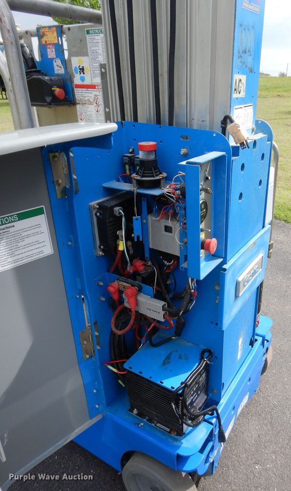 image for item HA9011 Genie GR20  vertical lift