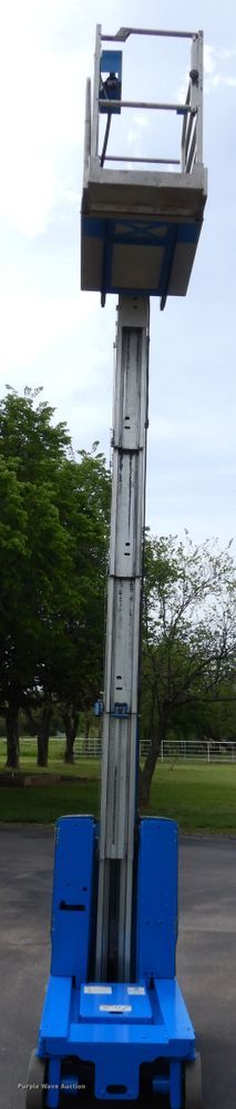 image for item HA9011 Genie GR20  vertical lift