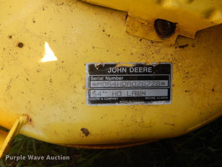 image for item HA9013 John Deere 425 lawn mower