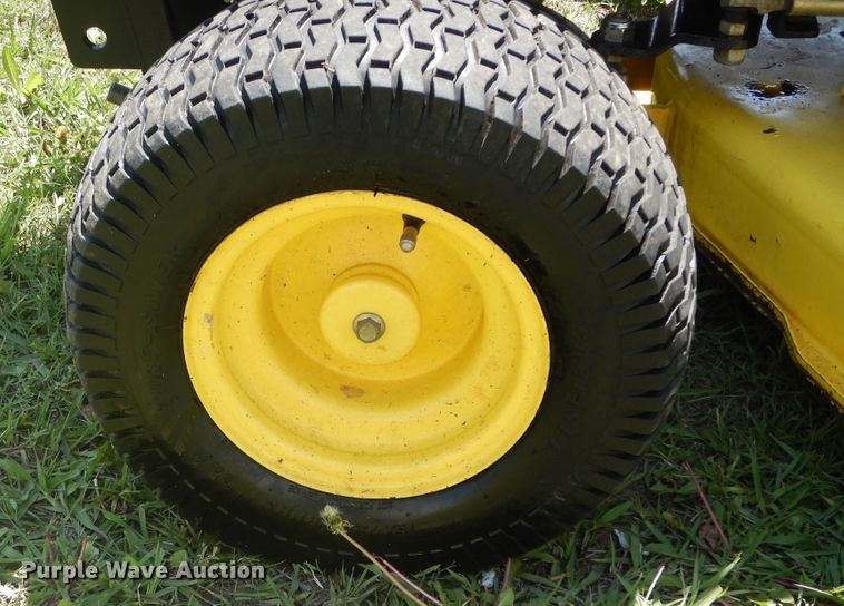 image for item HA9013 John Deere 425 lawn mower