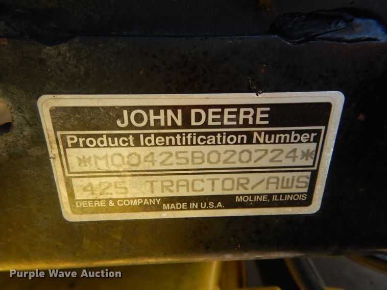 image for item HA9013 John Deere 425 lawn mower