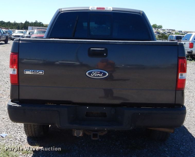 image for item HA9058 2005 Ford F150  SuperCrew pickup truck