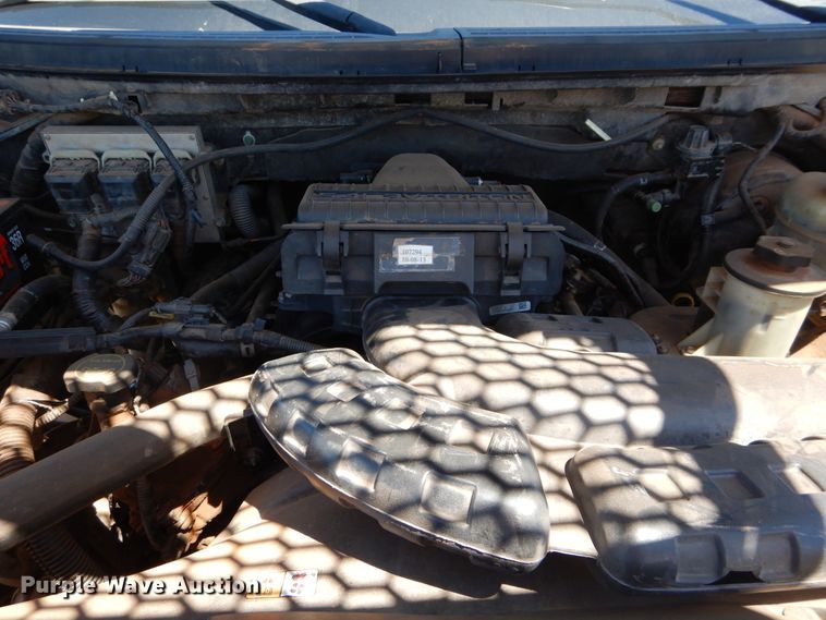 image for item HA9058 2005 Ford F150  SuperCrew pickup truck