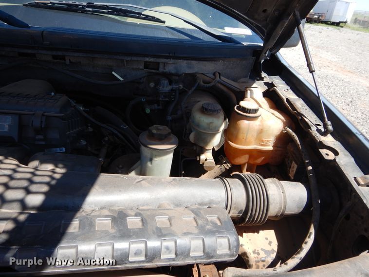 image for item HA9058 2005 Ford F150  SuperCrew pickup truck