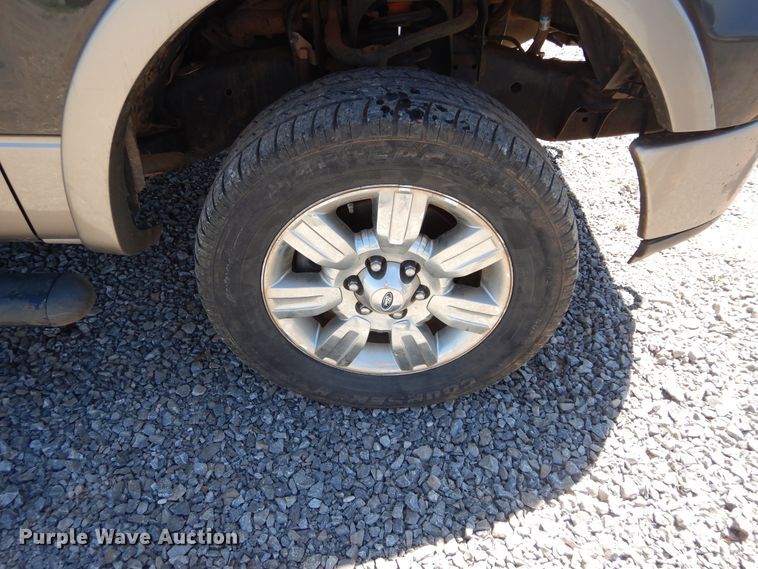 image for item HA9058 2005 Ford F150  SuperCrew pickup truck