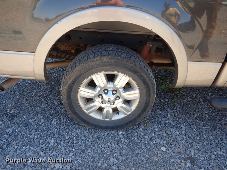 image for item HA9058 2005 Ford F150  SuperCrew pickup truck