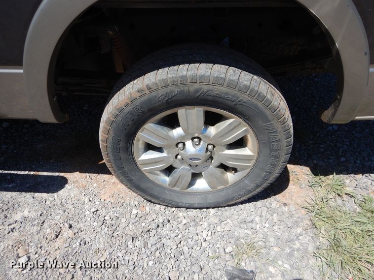 image for item HA9058 2005 Ford F150  SuperCrew pickup truck