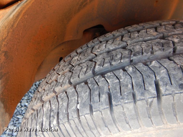 image for item HA9062 2000 Chevrolet Silverado 1500  Ext. Cab pickup truck