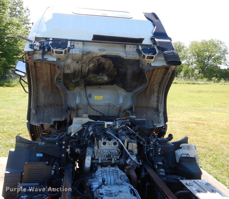 image for item HA9066 2012 Mitsubishi Fuso FE truck cab and chassis