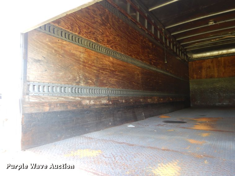 image for item HA9067 2003 International 4300 box truck