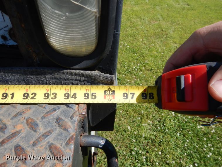 image for item HA9067 2003 International 4300 box truck