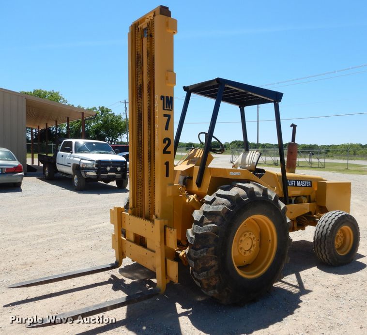 image for item HA9070 Liftmaster 721 forklift