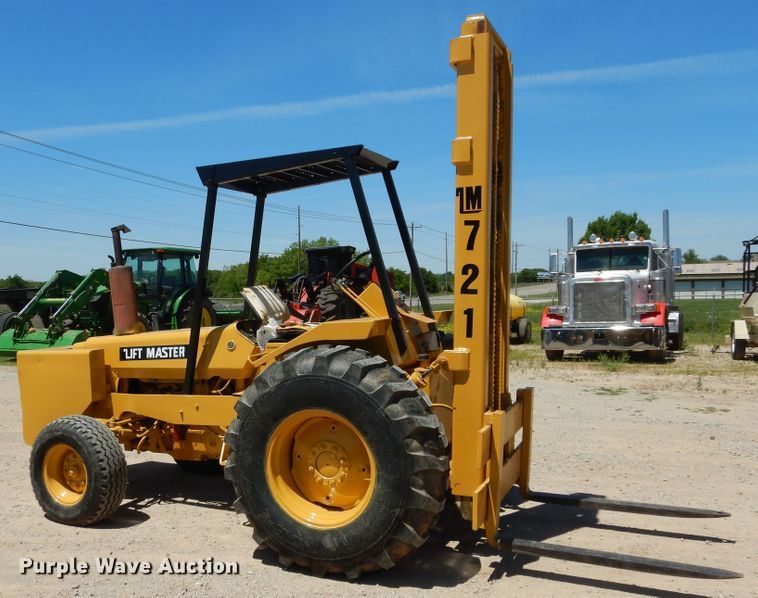 image for item HA9070 Liftmaster 721 forklift