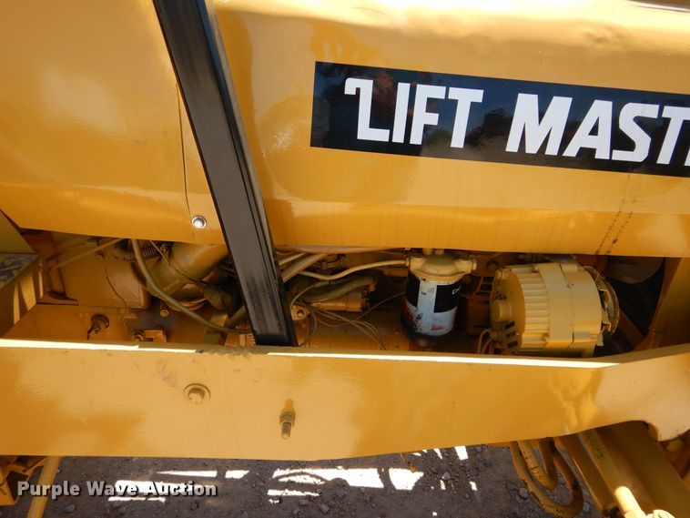 image for item HA9070 Liftmaster 721 forklift