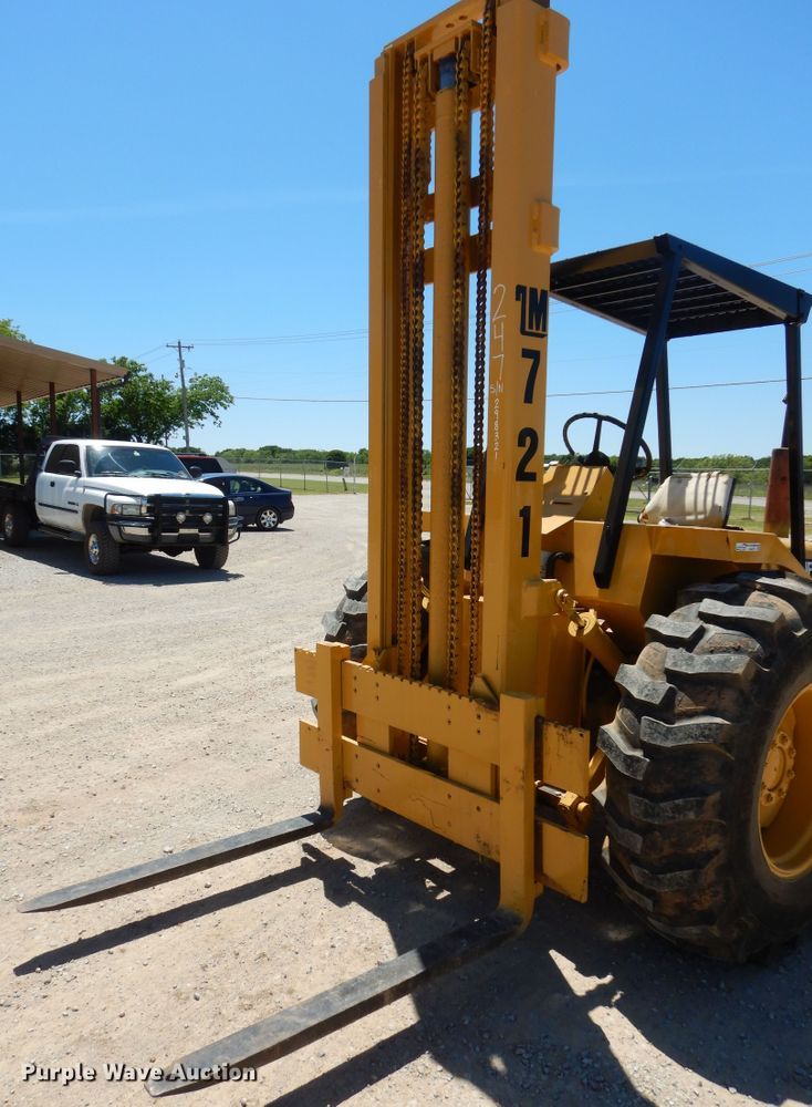 image for item HA9070 Liftmaster 721 forklift