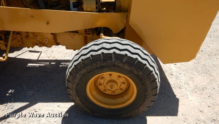 image for item HA9070 Liftmaster 721 forklift