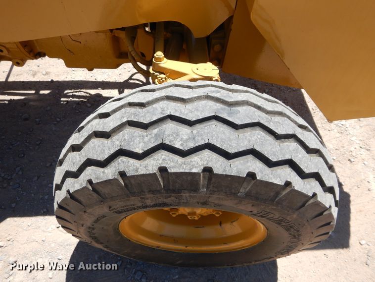 image for item HA9070 Liftmaster 721 forklift