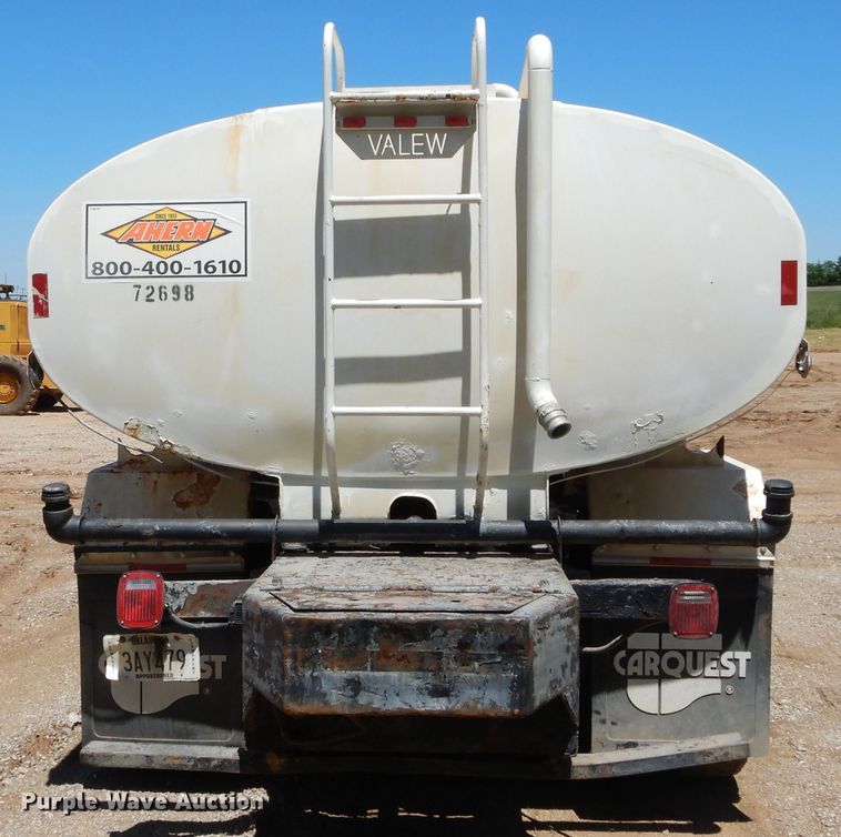 image for item HA9073 2008 Ford F650 Super Duty water truck