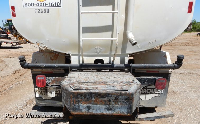 image for item HA9073 2008 Ford F650 Super Duty water truck