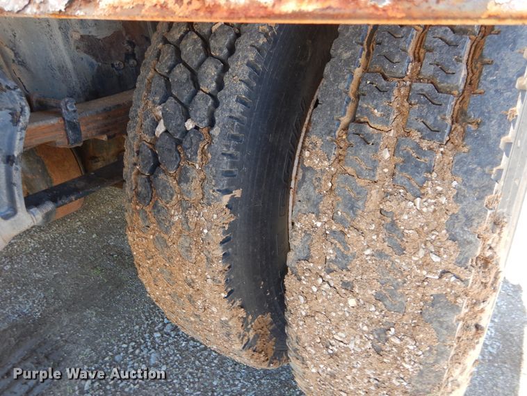 image for item HA9073 2008 Ford F650 Super Duty water truck