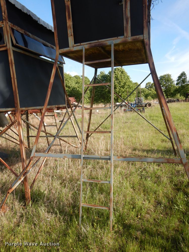 image for item HA9074 (3) Quad tower deer stands