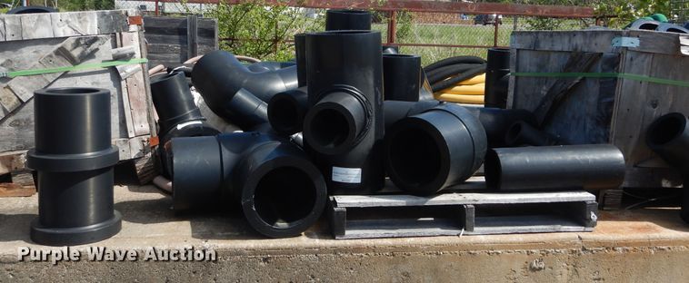 image for item HA9082 Pipe and fittings