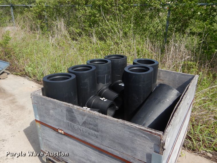 image for item HA9082 Pipe and fittings